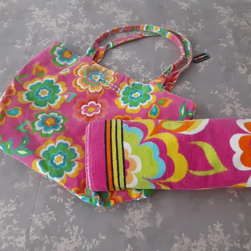 COPY - BeePosh 100% Cotton Towel & Tote - Colorful Floral Print - Picture 2 of 8